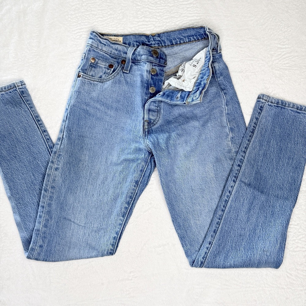 Levi's 501 S Skinny Jeans Women's 23x28 Big E Light Wash High Rise Button Fly